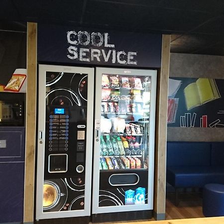 Ibis Budget Іссуар Екстер'єр фото